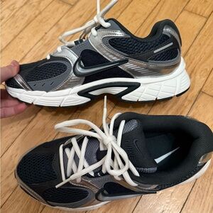 Nike V5 RNR  Shoes